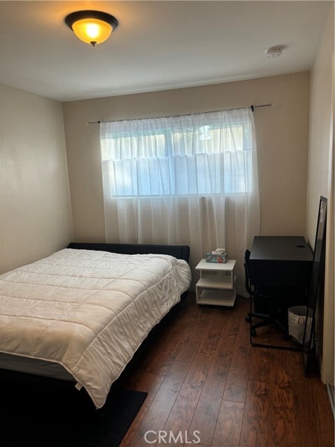 Building Photo - 526 Esther Way