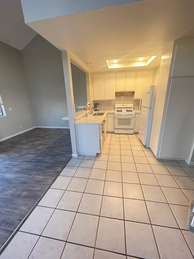 Foto del edificio - 27646 Nugget Dr