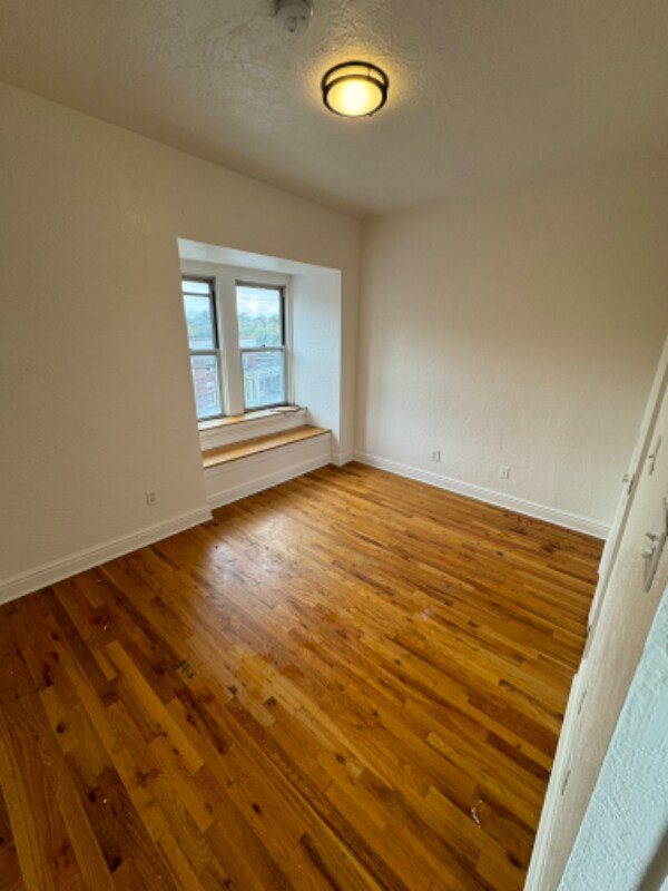 Building Photo - 229 Kearsarge St
