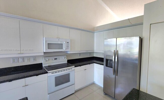Foto del edificio - 772 Sand Creek Cir