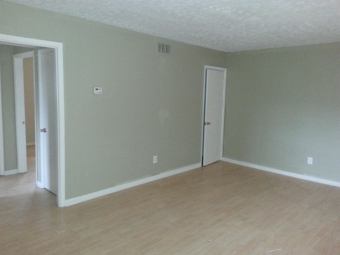 Foto del edificio - 7830 N McDonough St