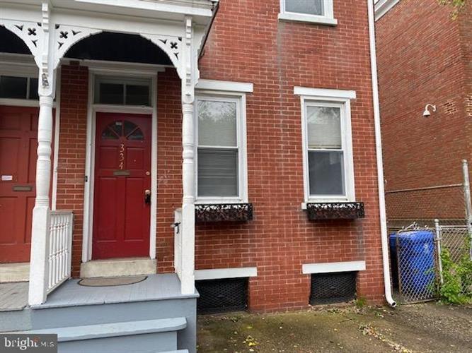 334 Barclay St, Burlington, NJ 08016 Townhome Rentals in Burlington