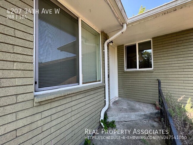 Building Photo - Top Floor 2-Bed/1-Bath Unit in Magnolia! *...