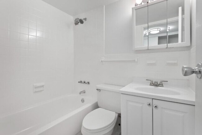 Building Photo - 0 bedroom in New York NY 10010