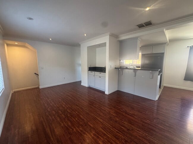 Building Photo - 1039 Mount Olive Dr