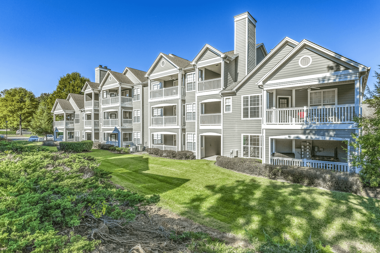 Primary Photo - Elan at Mallard Creek Apartment Homes