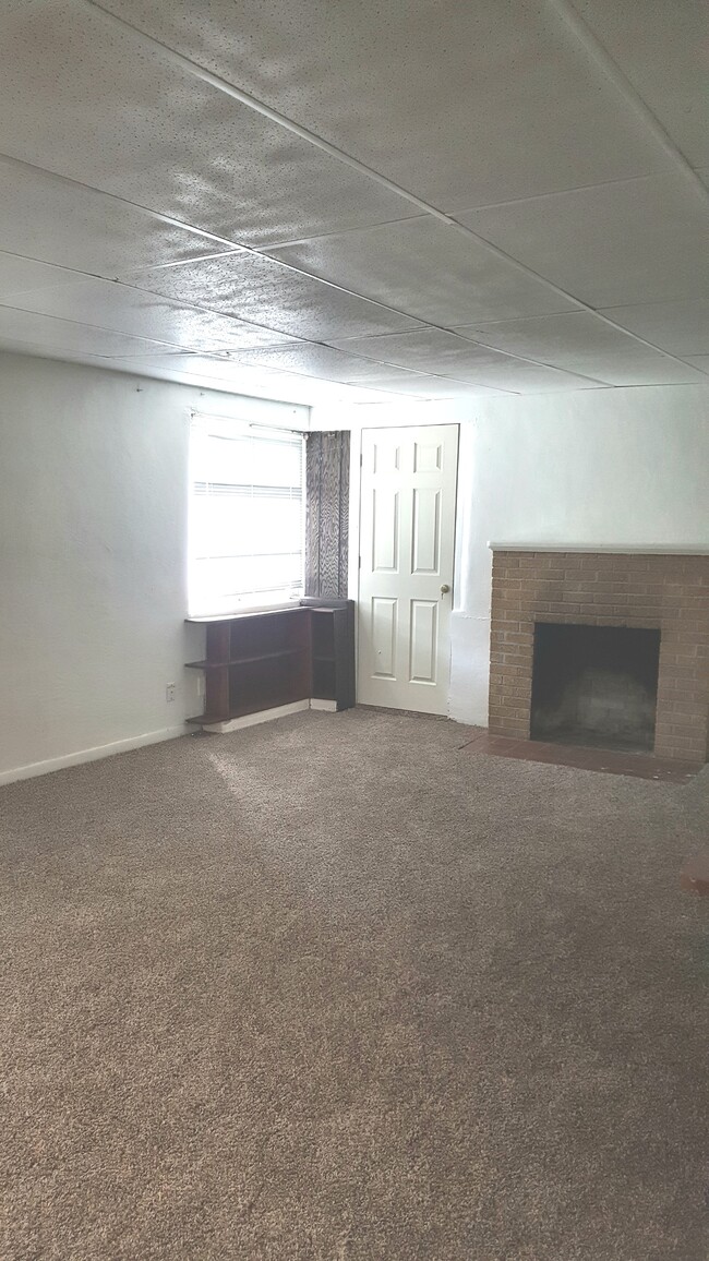 Fireplace in Living room - 7553 Isleta Blvd SW