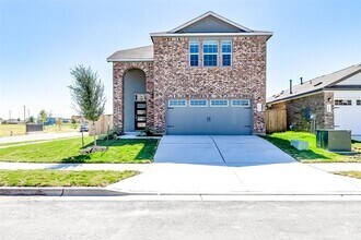 Building Photo - 108 Allegro Dr
