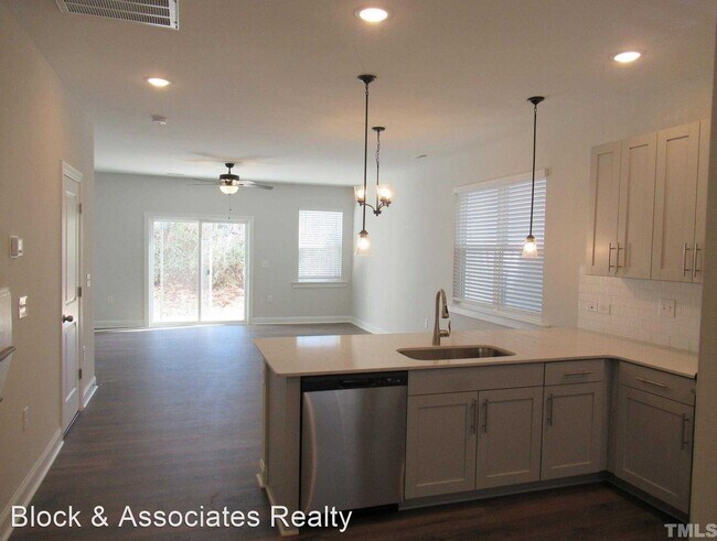 Building Photo - 3 br, 3.5 bath House - 316 Old Grove Ln