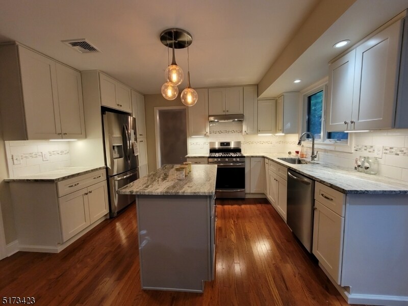 Foto principal - 66 Knob Hill Rd
