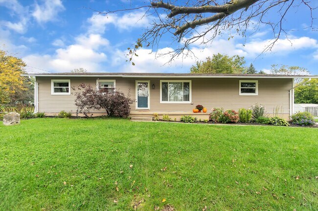 Foto del edificio - 3342 Rolston Rd