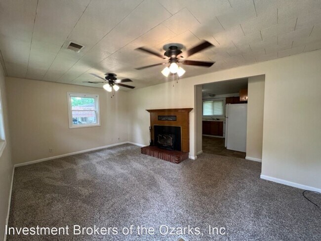 Building Photo - 2 br, 2 bath House - 1341 Acacia Club Road