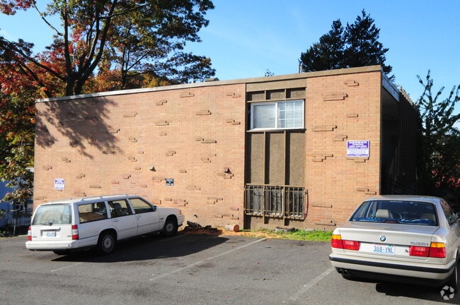 Building Photo - Pearl Street Apartments