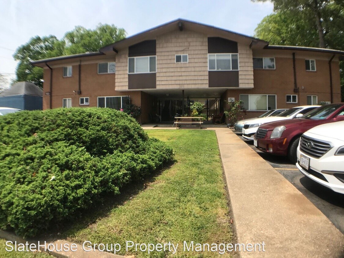 Primary Photo - 7919 Bison Ave