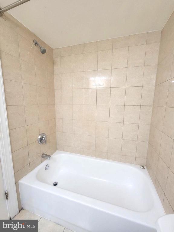 Foto principal - 6300 Hil-Mar Dr