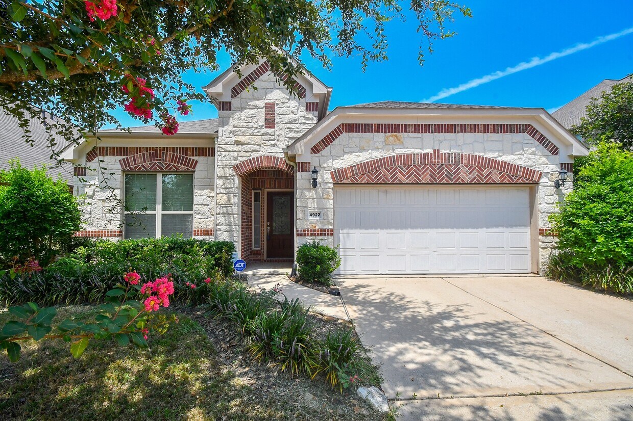 Foto principal - 4922 Harper River Ct