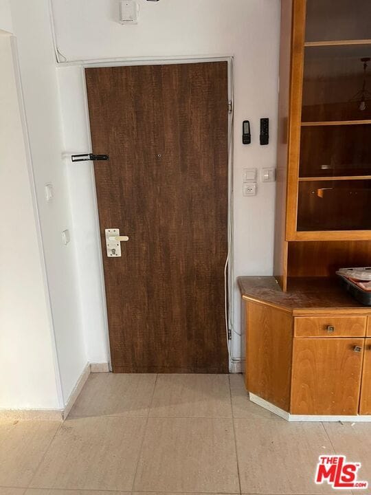 Foto del edificio - 10 Herzl Blvd