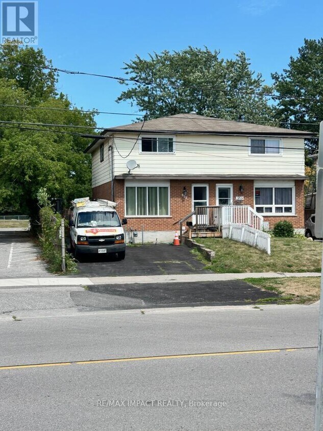 Primary Photo - 957 Glen St