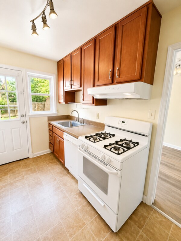 Foto del edificio - 1263 Brewster St