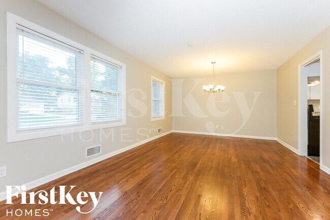 Foto del edificio - 8906 W 93rd St