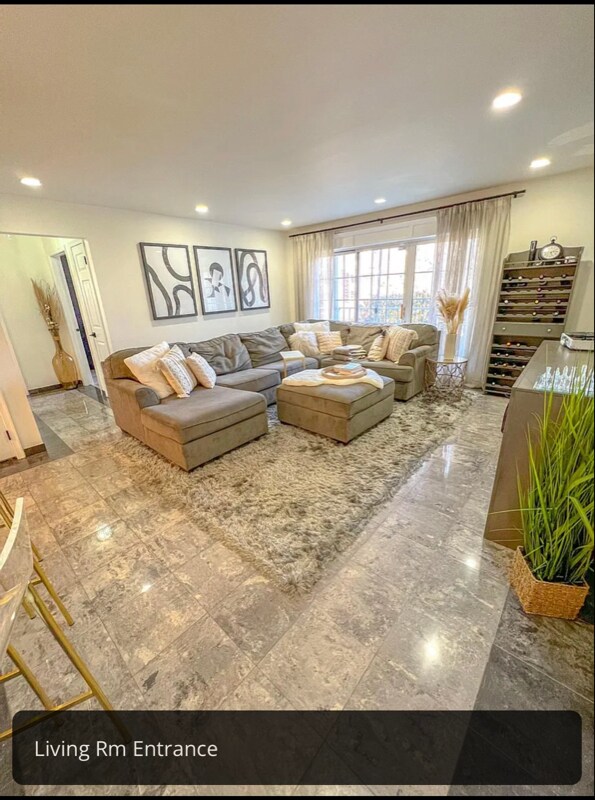 Foto principal - 800 River Rd