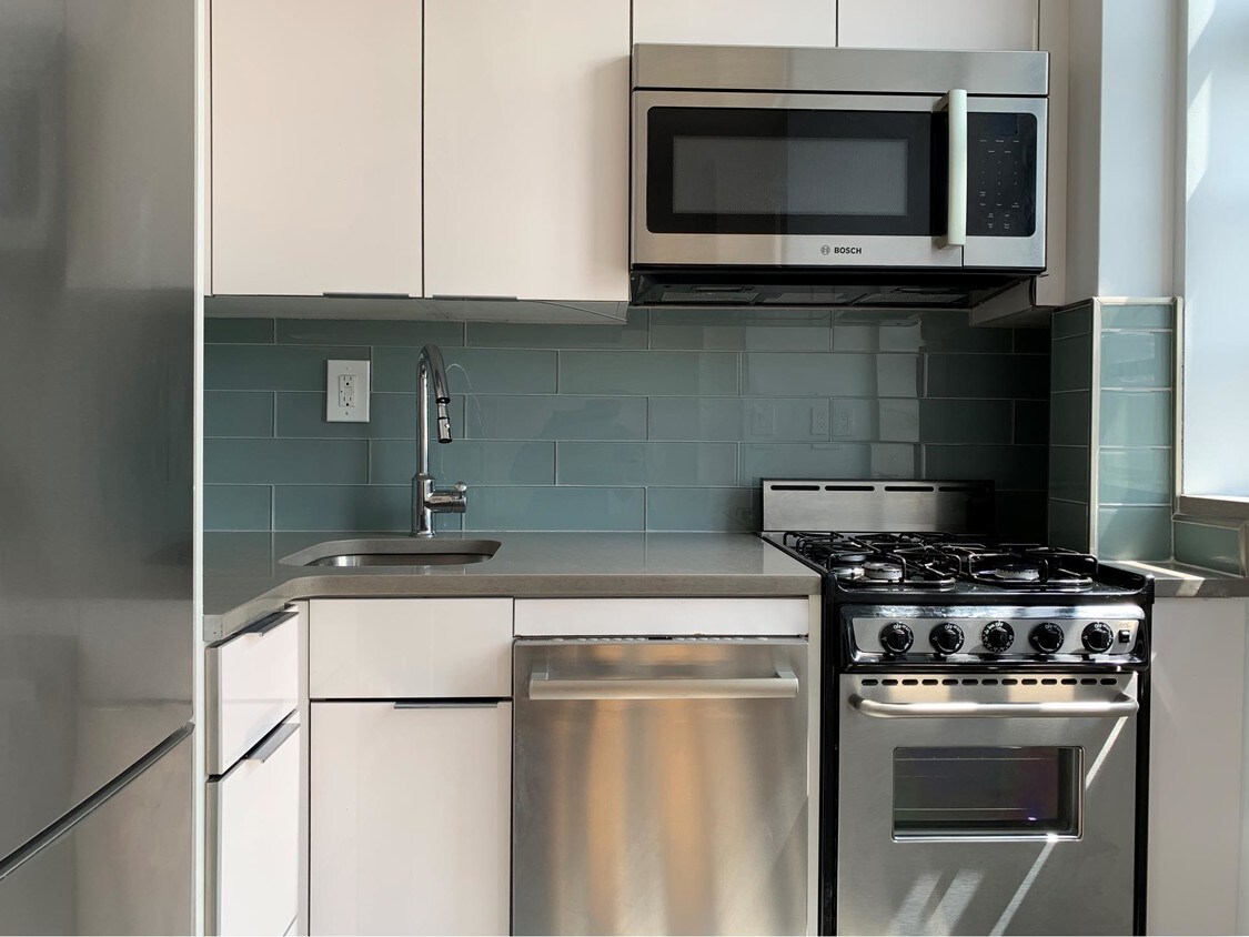 10 Sheridan Square Unit 5B, New York, NY 10014 Condo for Rent in New