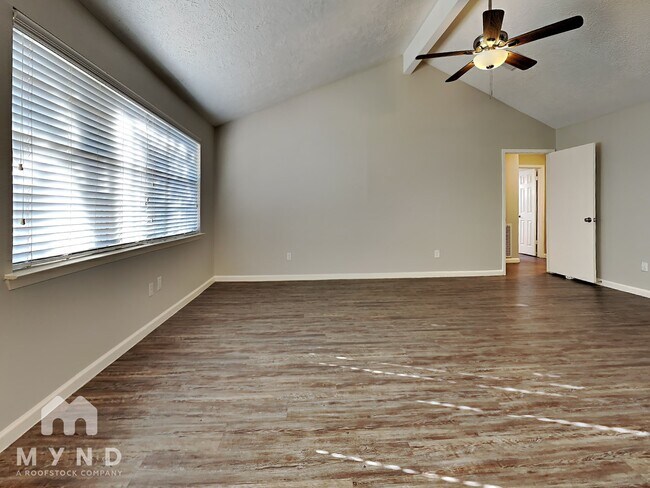 Building Photo - 11923 Medicine Bow Cir
