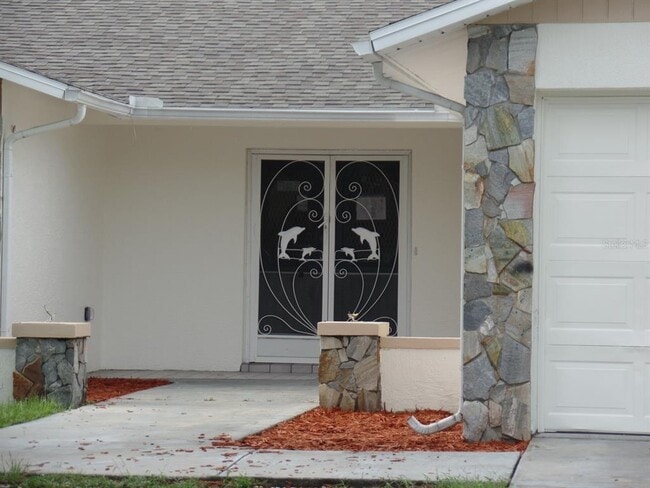 Building Photo - 8338 Fishhawk Ave