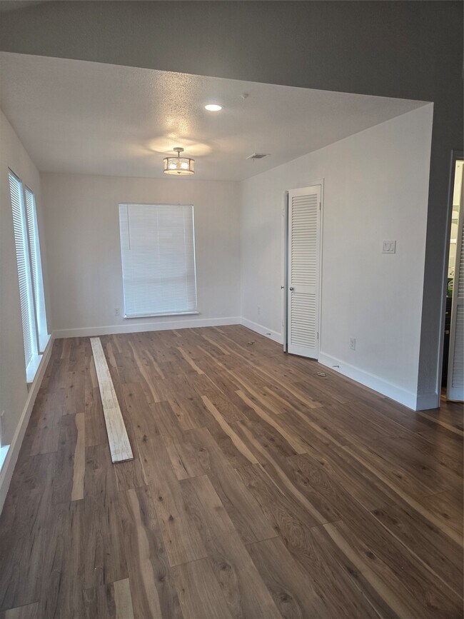 Foto del edificio - 7712 Challie Ln