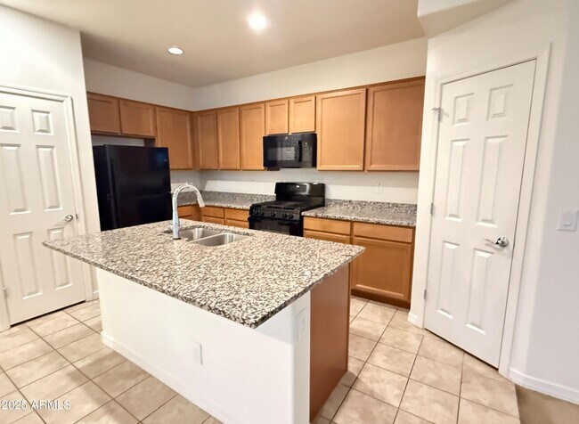 Foto del edificio - 3916 S 58th Ln