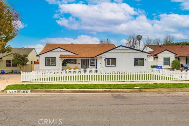 Foto principal - 12640 Albers St