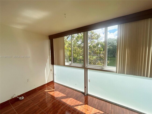 Foto del edificio - 1080 Del Lago Cir