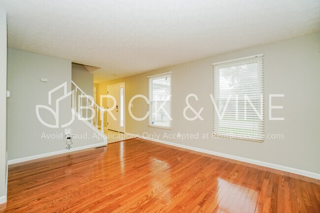 Foto del edificio - 5837 Snowdrop Avenue