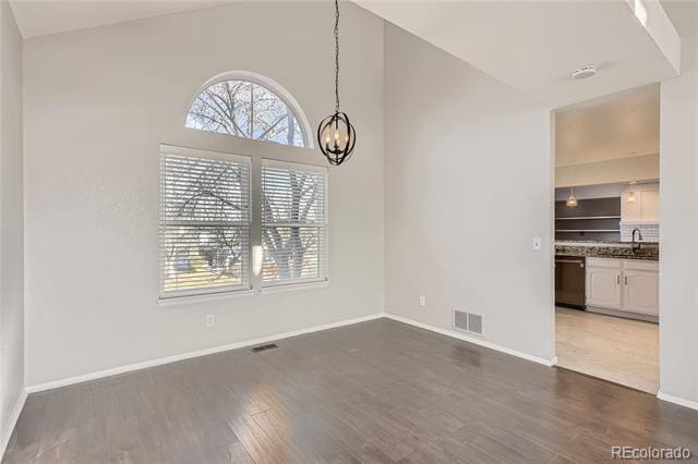 Building Photo - 447 W Jamison Pl