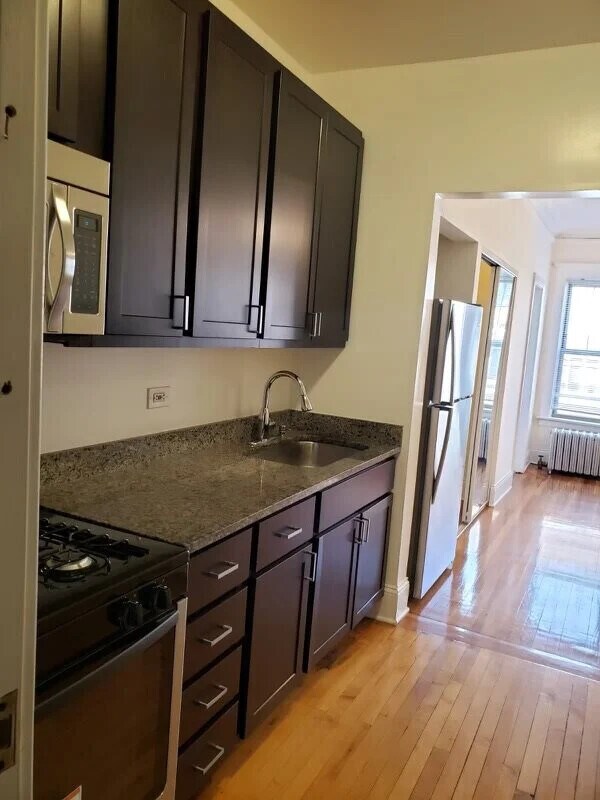 Foto del edificio - 4338-4344 N Milwaukee Ave