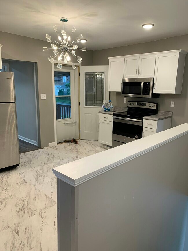 Foto del edificio - 1002 Bush St