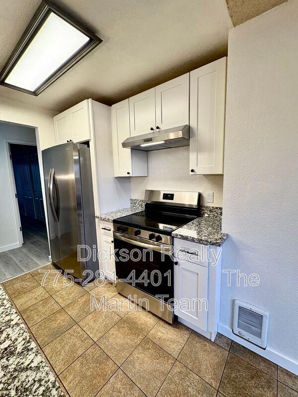 Foto del edificio - 3948 Clear Acre Ln