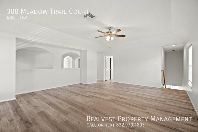 Foto del edificio - 308 Meadow Trail Ct