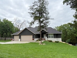 Building Photo - 365 Timberlake Rd