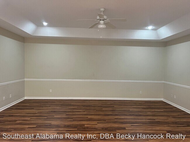 Foto del edificio - 3 br, 2 bath House - 213 Camden Dr