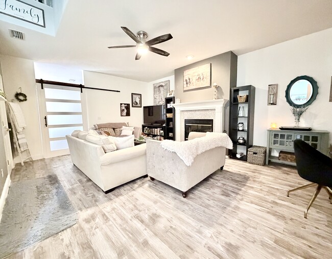 Foto del edificio - 11607 NW 18th Pl