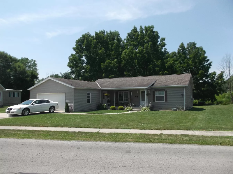 Foto principal - 1136 Brookside Dr