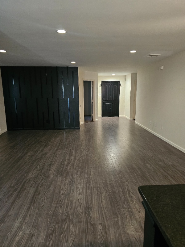 Building Photo - 7575 Hedgeoak Ct