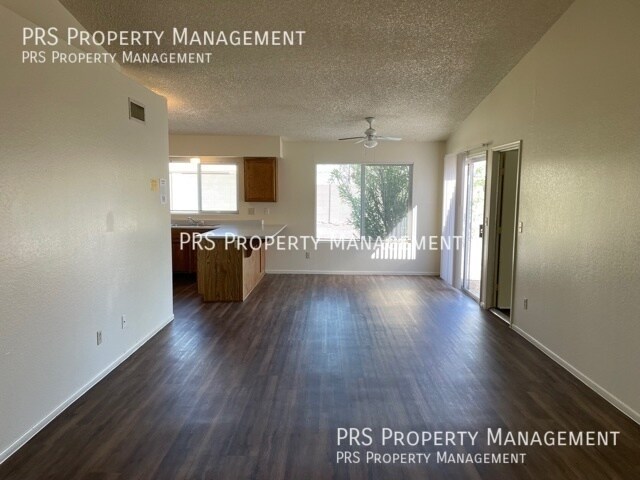 Building Photo - AVAILABLE NOW!!