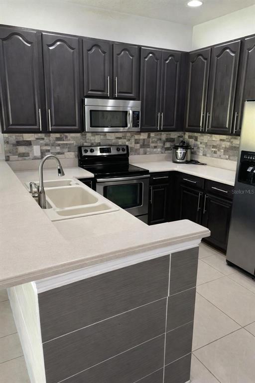 Foto del edificio - 11845 Great Commission Way