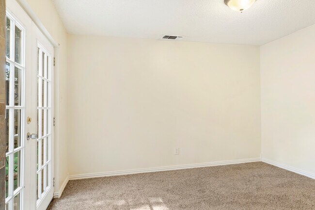 Foto del edificio - 421 San Mateo Dr