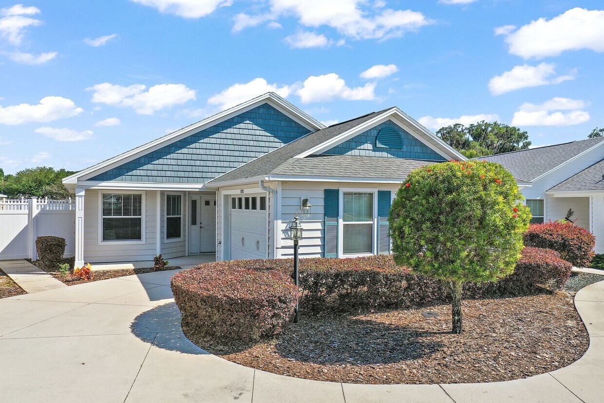 Primary Photo - 1182 Merryweather Way