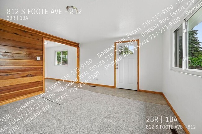 Building Photo - 812 S Foote Ave