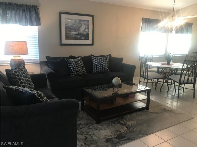 Foto del edificio - 6610 Huntington Lakes Cir