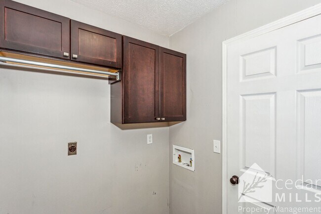 Foto del edificio - 604 W 3rd St